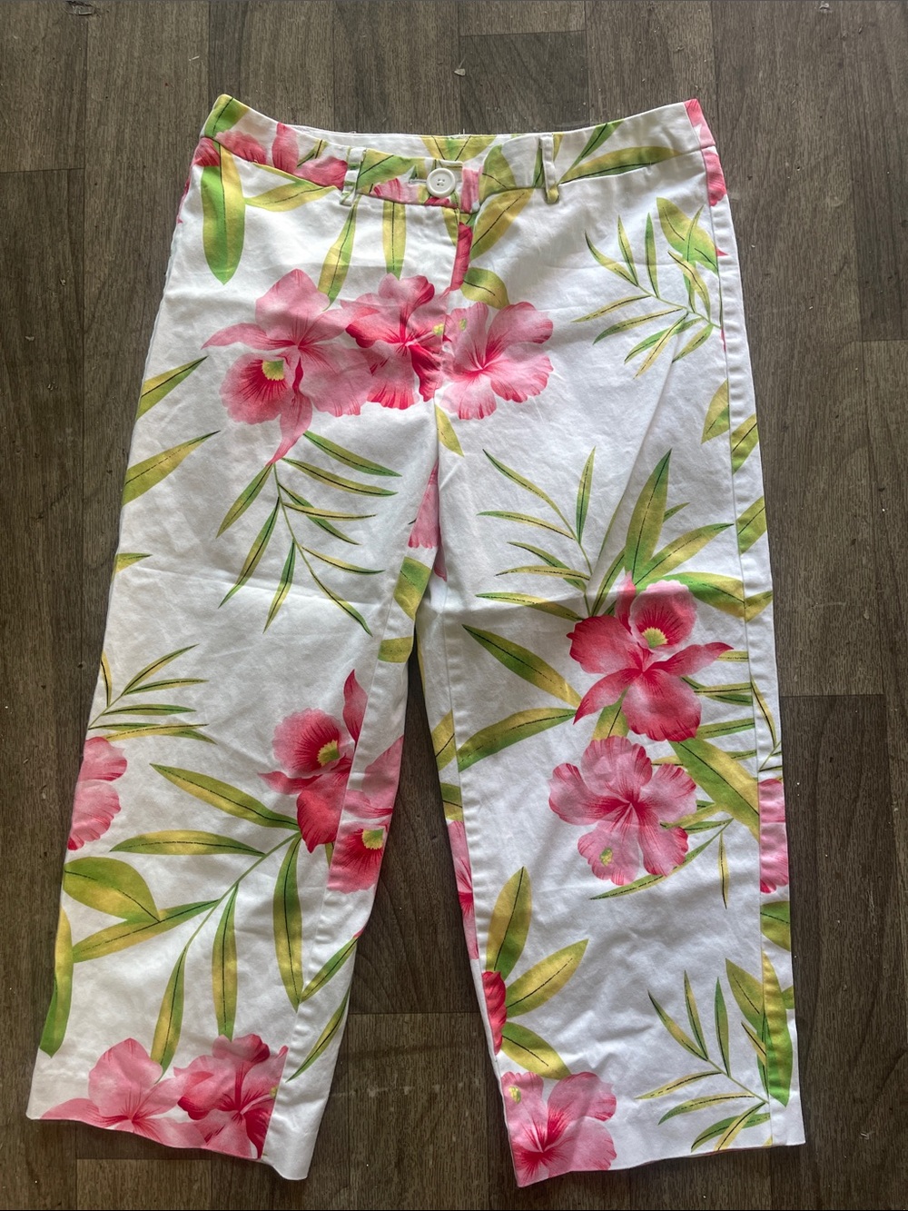 George White Capris with Pink Floral & Green Leaf Print